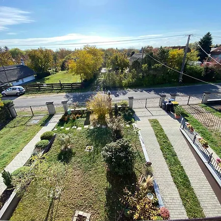 Three-bedroom In I Gyenesdias