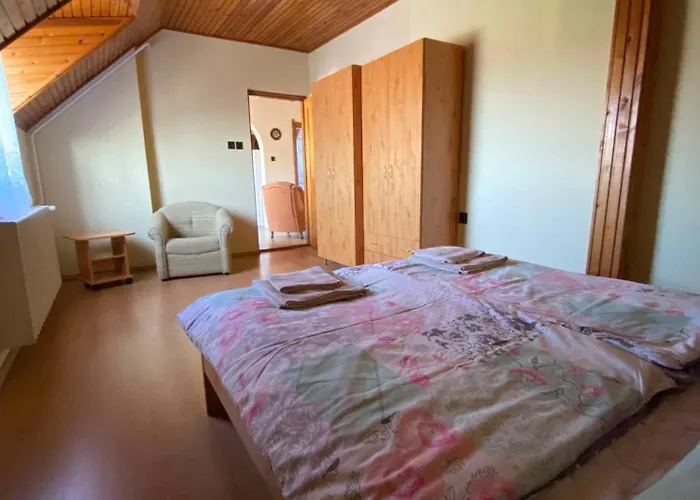 Apartmán Three-bedroom In I